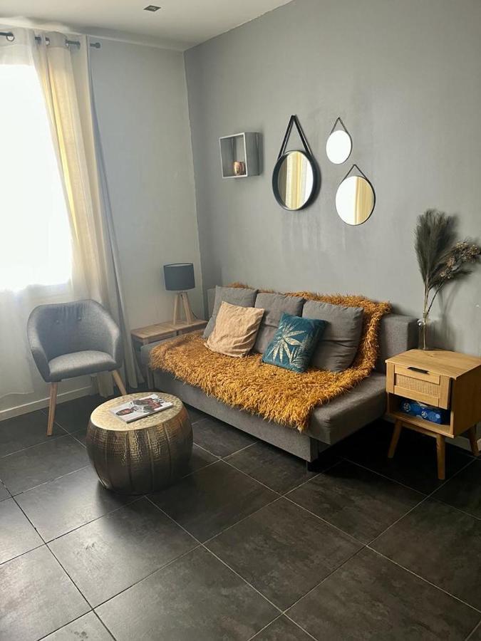 T3 ** ** Catalan ** Pharo Apartment *