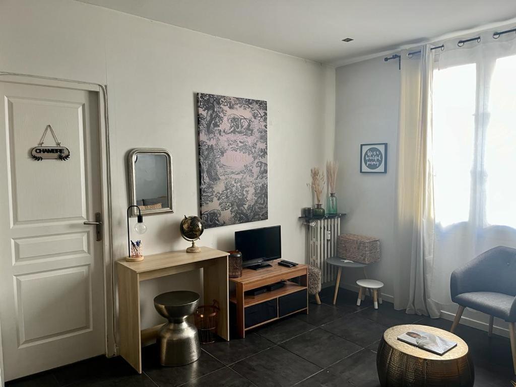 Apartment T3 ** ** Catalan ** Pharo *